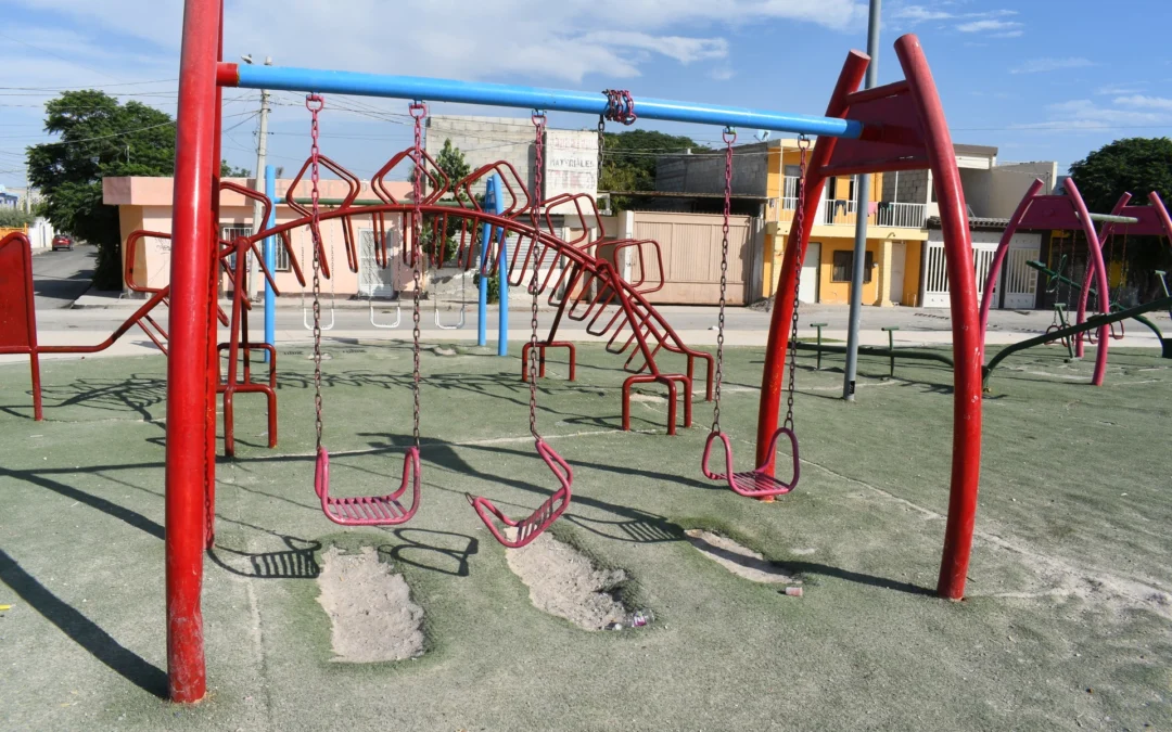Reportan falta de mantenimiento en espacios públicos de la zona